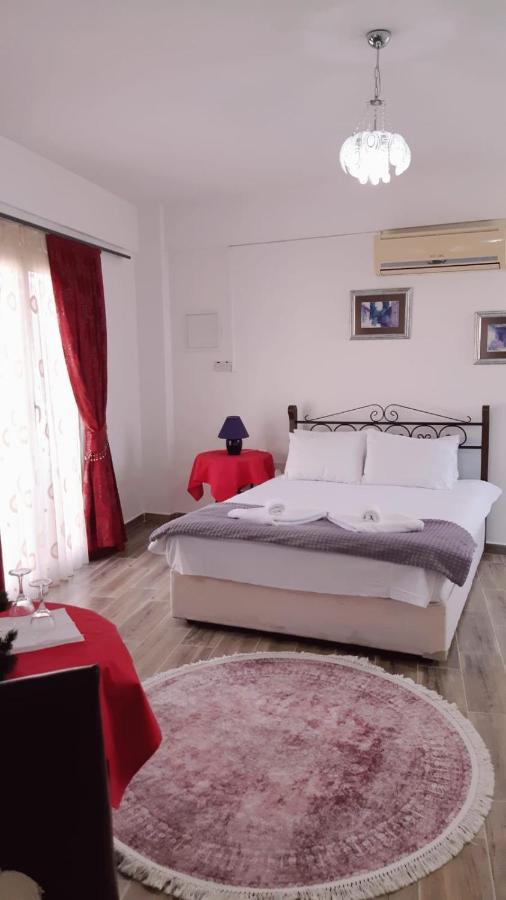 Malia Holiday Let Фамагуста Екстер'єр фото