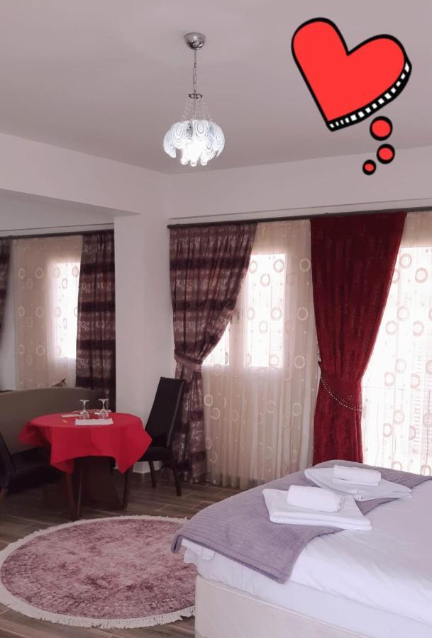 Malia Holiday Let Фамагуста Екстер'єр фото